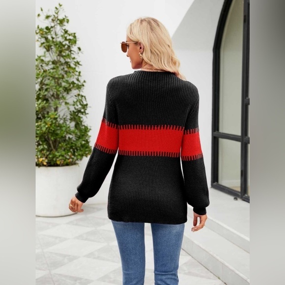 Winter is Coming Contrast Sweater - Picture 3 of 4